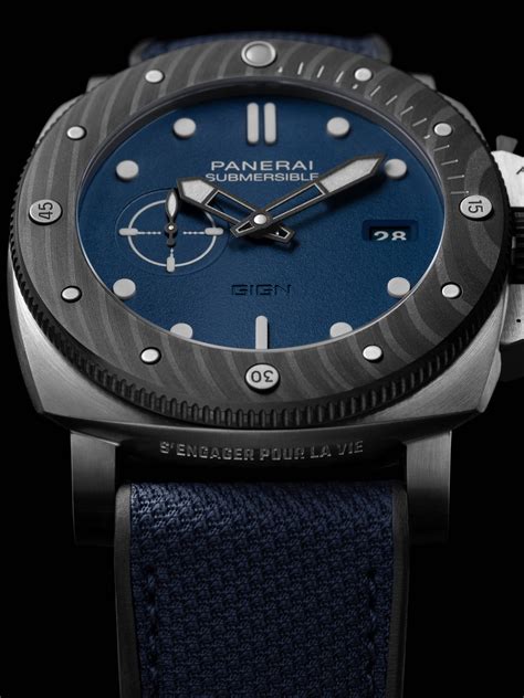 Panerai sort une montre édition limitée GIGN et offre une 